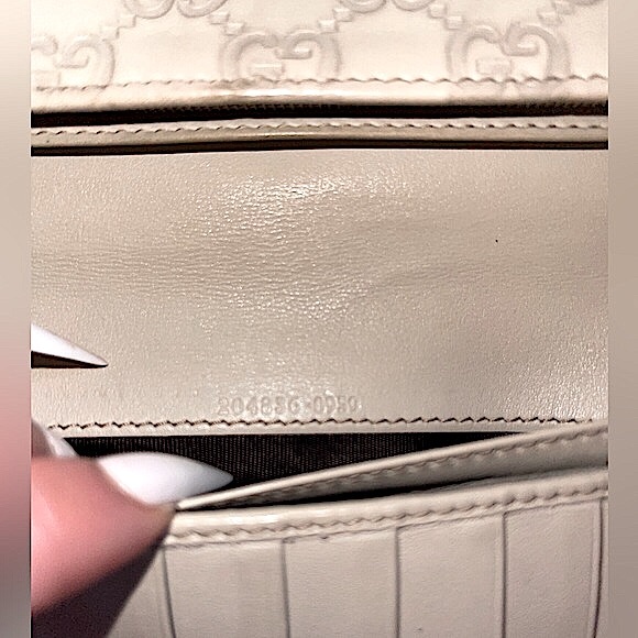🤍 Gucci GG Guccisima Long Wallet Snap Zipper Gold GG with Chain WOC Bone Beige - Picture 13 of 13